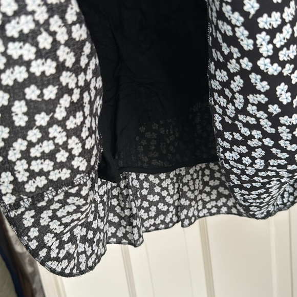 Ally Ruffle Skirt - Picture 5 of 5